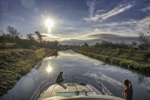 canal du idid location bateau sans permis Bellegarde