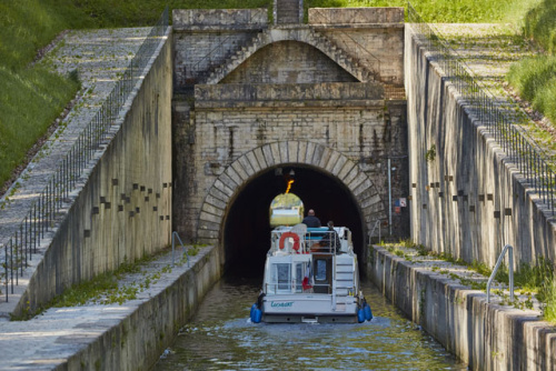 Bateau habitable sans permis bourgogne